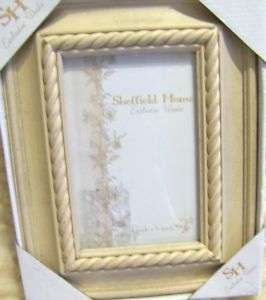 NEW SHEFFIELD HOME PEACHY PINK PICTURE FRAME 4X6 WOOD  
