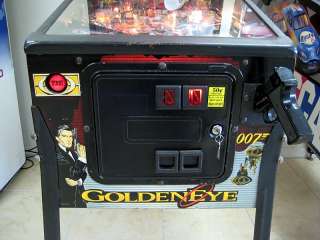 GoldenEye Pinball Machine . James Bond . Florida  