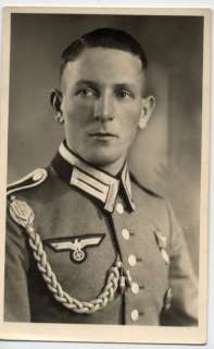 N2767 WW2 THIRD REICH SOLDIER WITH DECORATION RPPC  