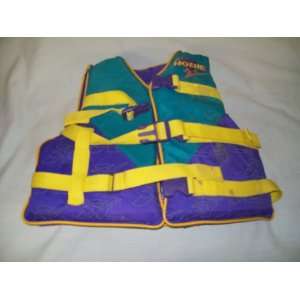 Hobie Ski Vest   youth size   26   29 inches   good conditioin