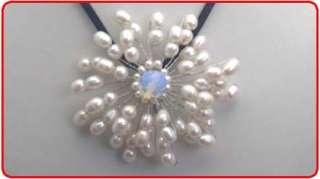 WIRED FLOWER NECKLACE WITH MOP SHELL & PEARL  