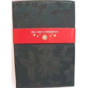 Dillard Trimmings Green Poinsettia Holiday Christmas Tablecloth 60 X 