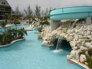 The amenities include an elaborate water park and swimming pool 