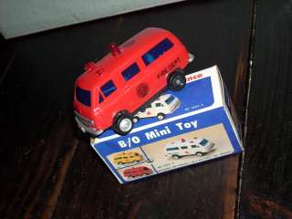 VINTAGE FIRE WAGON CAR B/O BATTERY OPERATED TAIWAN NIB  