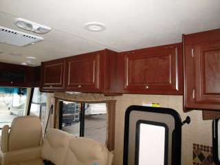 New 2012 Thor Daybreak 34KD Motor Home Class A GASSAVE New 2012 Thor 