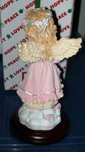 House of Lloyd   1996   The Giving Angel Figurine  
