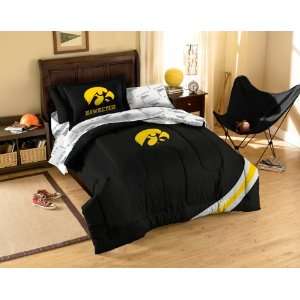  NCAA Iowa Hawkeyes TWIN Size Bed In A Bag