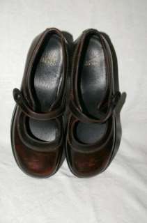   Leather Mary Janes Womens Shoes 39 / 8.5 9 Made in Portugal  