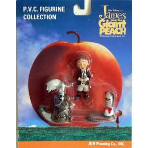  James and the GIANT PEACH ~ Figurine collection   James 