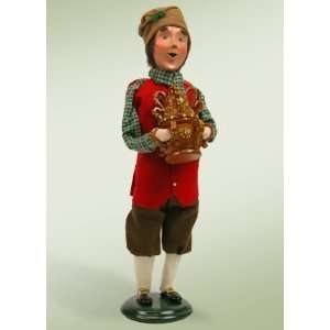  Byers Choice Carolers   Man with Wassail Pot