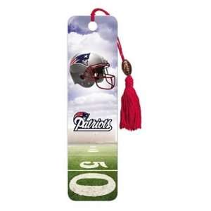  (2x6) New England Patriots Helmet Beaded Bookmark