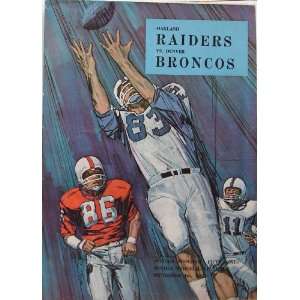  Oakland Raiders Vs Denver Broncos 9/4/65 Football Program 