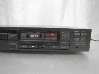   DCD 1100 PCM AUDIO TECHNOLOGY/COMPACT DISC PLAYER VINTAGE 80s MODEL