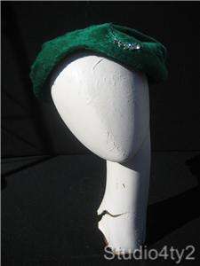 Kelly green fur felt designer hat 1950s LANVIN castillo  