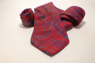 VINTAGE DARK RED PAISLEY TIE 3 1/2   MADE IN ITALY  
