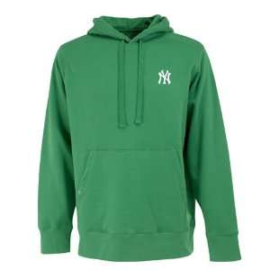  New York Yankees Signature Hooded Sweatshirt (Green 