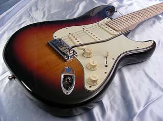 2008 Fender American Deluxe Stratocaster USA Strat Sunburst w OHSC 