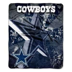 Dallas Cowboys 50 x 60 Micro Raschel Throw Blanket   Grunge Design 