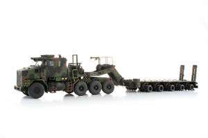 Oshkosh HET M1070 Military Truck & Trailer   1/50  