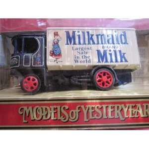 1929 Garrett Steam Wagon (dark blue/cream) Milkmaid Milk Logo Matchbox 