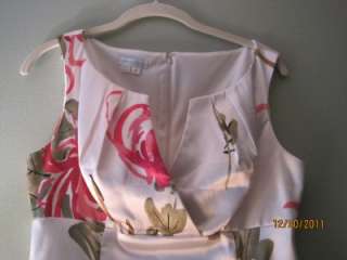 London Times White/flowers V neck Ruched Bodice Dress 8  