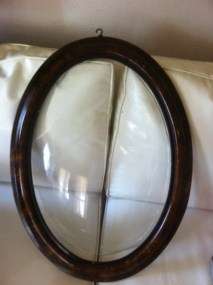 Vintage Antique Wood Wooden Oval Picture Frame With Convex Bubble 