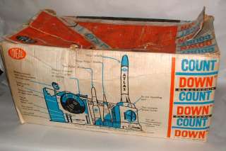 1959 IDEAL ELECTONIC COUNT DOWN ROCKET & MISSLE LAUNCHING PAD WITH BOX 
