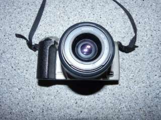 MINOLTA ST Si MAXXUM SLR 35mm Camera w 35 70 AF LENS EC  