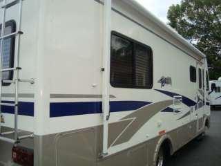   SIZE~GREAT LOOKING RV~CLEAN~CAMERA in RVs & Campers   Motors