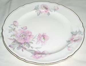 FOUR Knowles PEONY Pattern 9 1/4 Luncheon Plates  