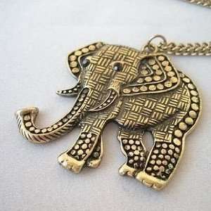  Retro Sweater Chain Texture Large Elephant Necklace 