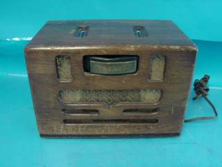 Vintage Art Deco Wood Motorola Table Radio 1938 Model 59T2 Plays 5 