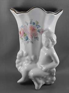 MARYLEIGH POTTERY Wall Decor Cherub Vase w/ Roses ENGLAND Wall Pocket 