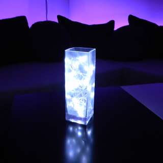 Leuchtvase Cube mit 32 weißen LEDs 10x10x30cm / Led Vase Deko Vase 