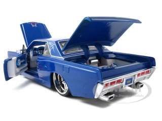   scale diecast model car of 1966 lincoln continental pro rodz die cast