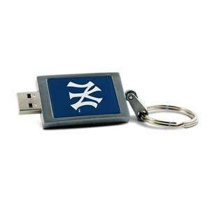  Centon, 2GB NY Yankees Keychain (Catalog Category Flash 