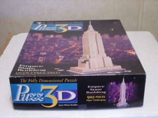 EMPIRE STATE BUILDING 3D PUZZLE MILTON BRADLEY 902 PCS. SUPER 