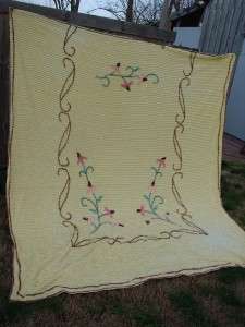 VINTAGE YELLOW & PINK FLORAL CHENILLE BEDSPREAD  