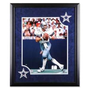 Roger Staubach Dallas Cowboys Deluxe Framed Autographed 16x20 