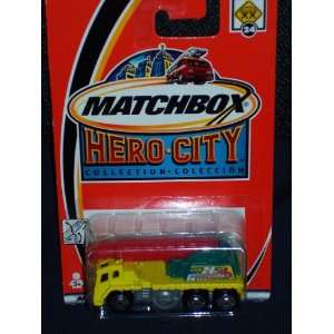  Matchbox Hero City 2002 #24 Construction Crane Truck Toys 