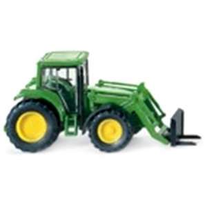  John Deere w/ Loader and Pallet Forks Toys & Games