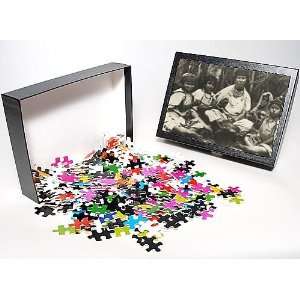   Jigsaw Puzzle of Algeria   Kabyle Family from Mary Evans Toys & Games