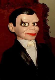HAUNTED Ventriloquist Dummy EYES FOLLOW YOU doll puppet Halloween 