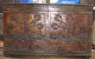 VINTAGE LATIN AMERICAN WOODEN TRUNK CHEST COFFEE TABLE  
