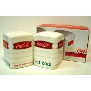  Coca Cola Soda Pop Salt and Pepper Shaker Collectable 