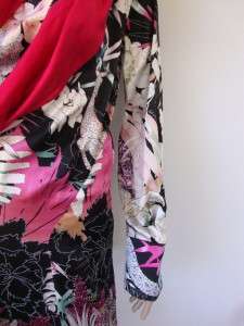 Stunning Ferragamo Silk Dress with a Fantasic Jungle Them Featuring 