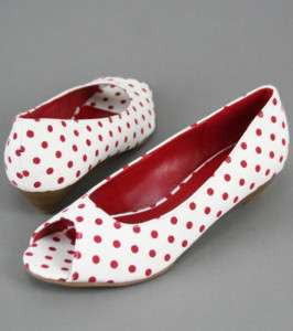 New Womens Ballet Flat Shoes White Red Polka Dots 5 10  