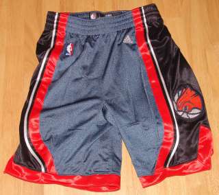Charlotte Bobcats NBA authentic shorts 32 BLUE nwt new  